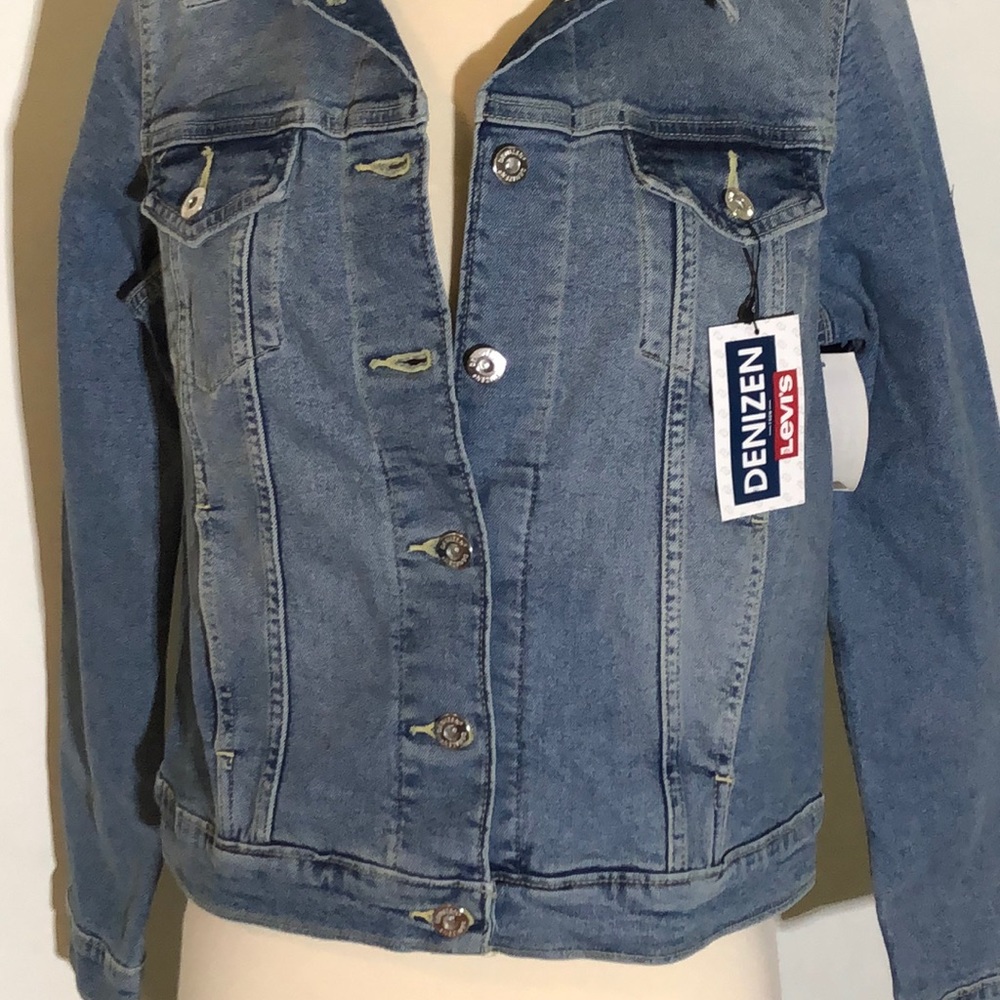 Women’s Levi Denizen Medium Jean Jacket - Picture 3 of 8